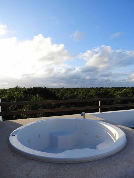 Xetna Aku-Chic Newly Furbished Condo Jungle Pool מראה חיצוני תמונה